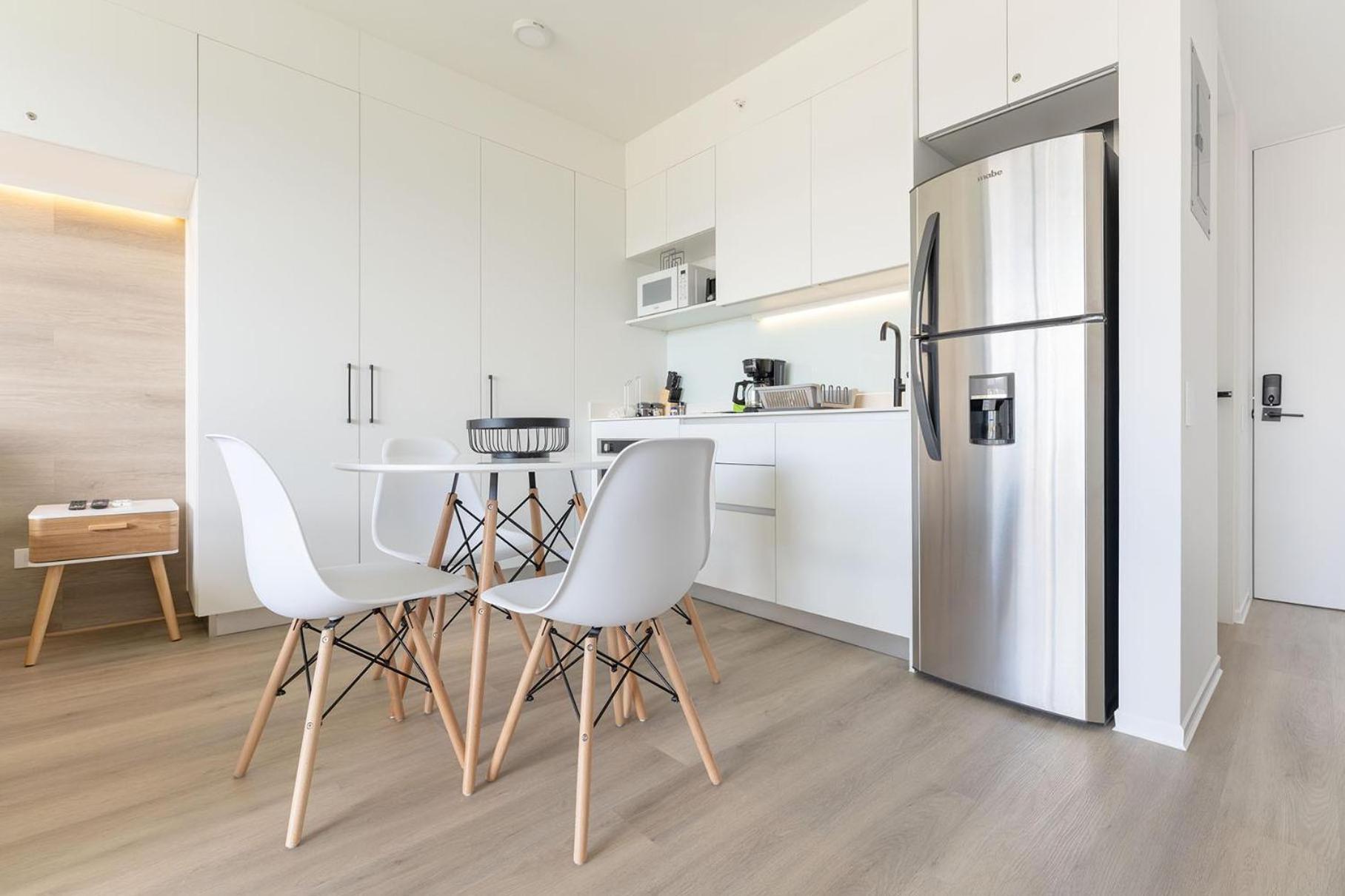 Brand New 1 Bed Loft With Spectacular City View 산호세 외부 사진